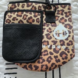 Leopard Print Hydrojug Sleeve